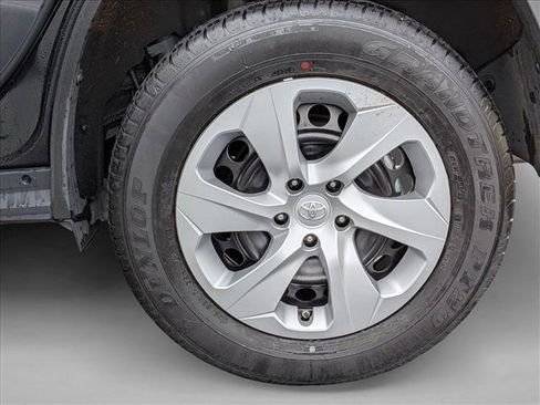 Used 2025 Toyota RAV4 LE image 22