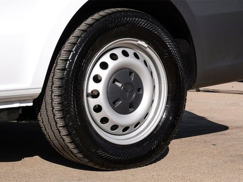 Used 2023 Mercedes-Benz Metris image 56