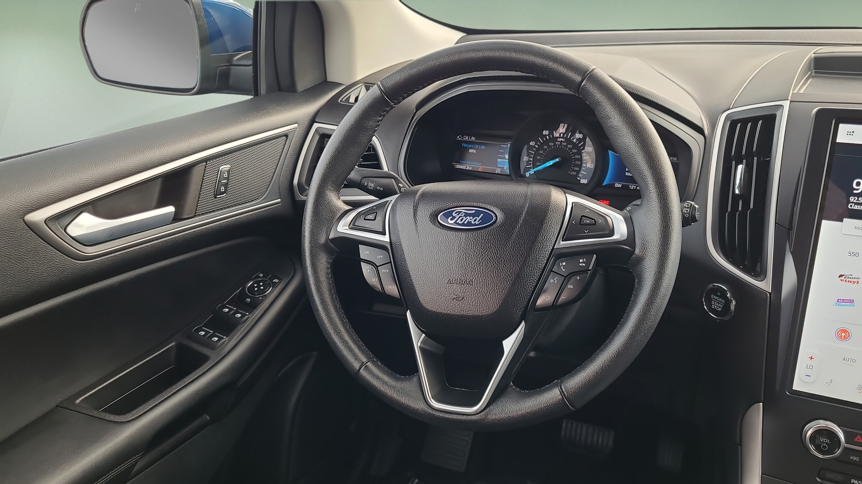 Used 2023 Ford Edge SEL AWD/4WD image 12