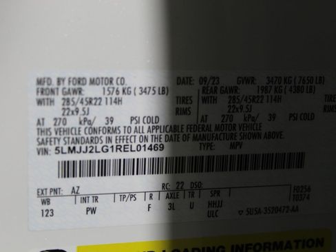 Used 2024 Lincoln Navigator Reserve image 26