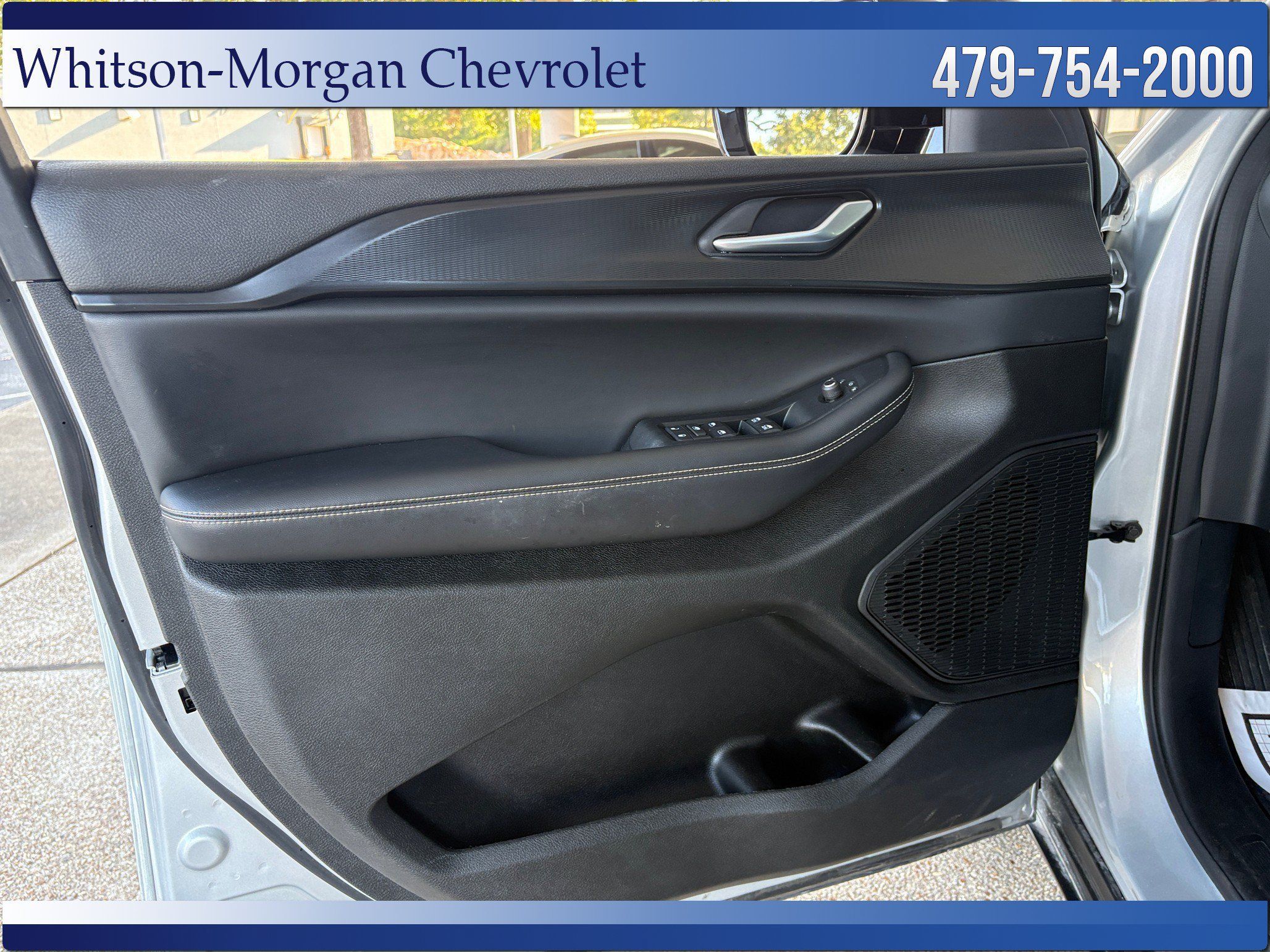 Used 2023 Jeep Grand Cherokee Altitude AWD/4WD image 11