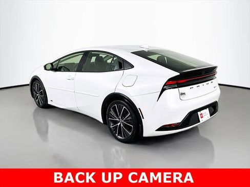 Certified 2023 Toyota Prius XLE image 9