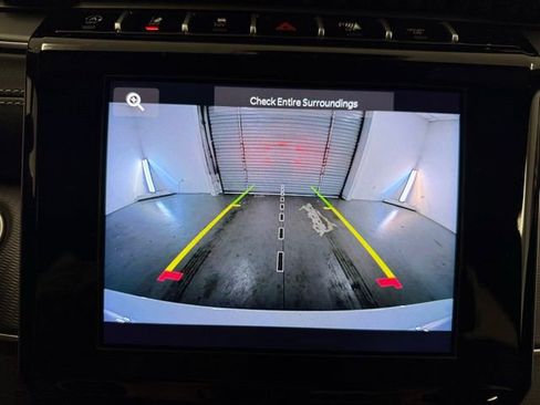 New 2025 Jeep Grand Cherokee L Laredo image 23