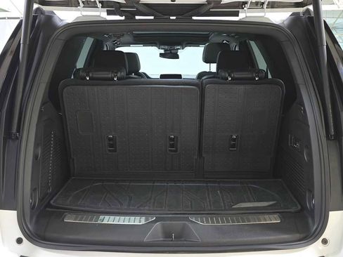 Used 2023 Chevrolet Tahoe Z71 w/ Z71 Off-Road Package image 14