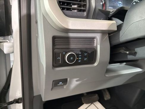 Used 2025 Ford F250 XLT AWD/4WD image 18