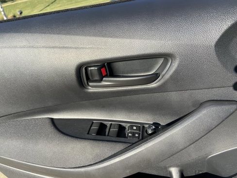 Used 2024 Toyota Corolla LE image 45