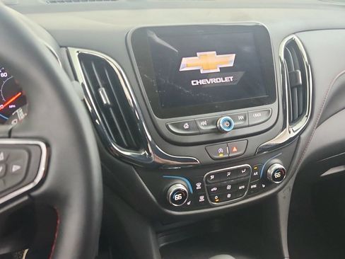 Used 2024 Chevrolet Equinox RS FWD image 20