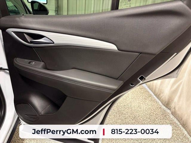 Used 2025 Buick Envision Avenir AWD/4WD image 24