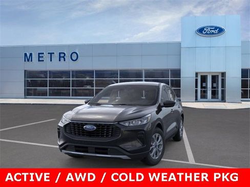 New 2025 Ford Escape Active w/ Cold Weather Package image 3