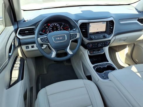 Used 2023 GMC Acadia Denali w/ Denali Ultimate Package AWD/4WD image 23