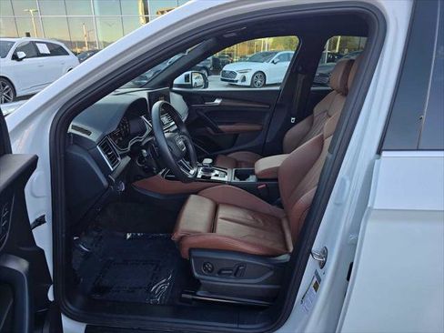 Certified 2025 Audi Q5 2.0T Premium Plus w/ Premium Plus Package image 22