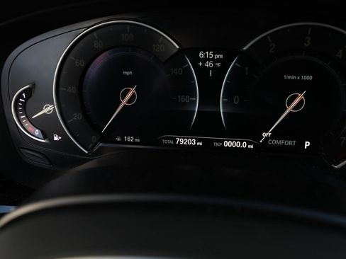 Used 2017 BMW 540i xDrive image 26