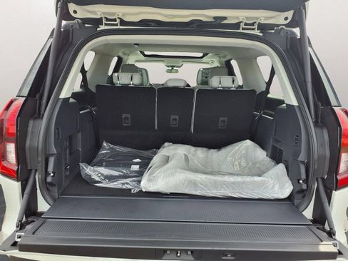 New 2027 Ford Expedition Max Platinum w/ Platinum Ultimate Package AWD/4WD image 25