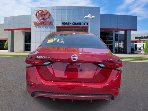 Used 2022 Nissan Sentra SV w/ SV Premium Package FWD image 7