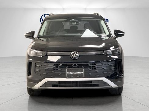 New 2026 Volkswagen Tiguan S FWD image 8