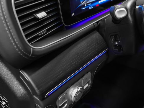 Used 2025 Mercedes-Benz GLE 63 AMG S image 43