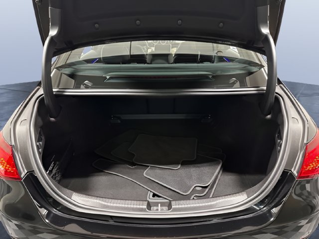 Used 2026 Mercedes-Benz C 300 4MATIC Sedan image 16