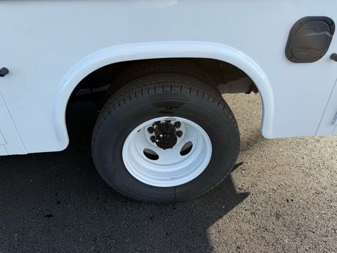 New 2026 Ford E-350 and Econoline 350 Super Duty w/ Power Equipment Group RWD image 28