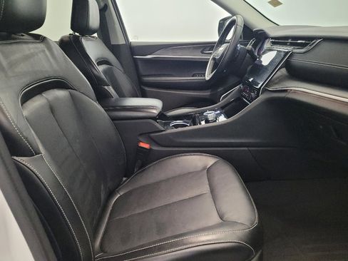 Used 2021 Jeep Grand Cherokee L Limited image 21