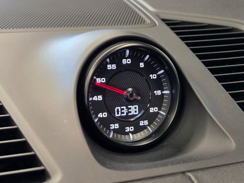 Certified 2023 Porsche Cayenne Turbo image 20