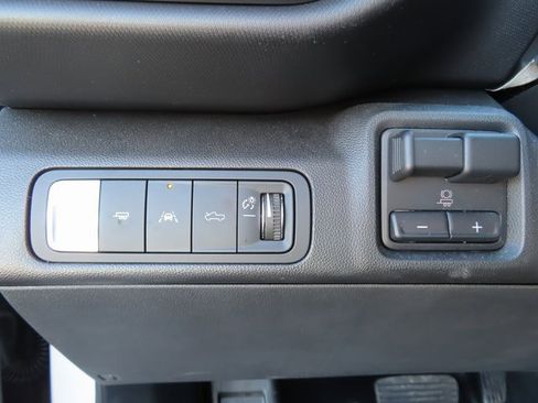 Used 2024 Chevrolet Silverado EV W/T image 38