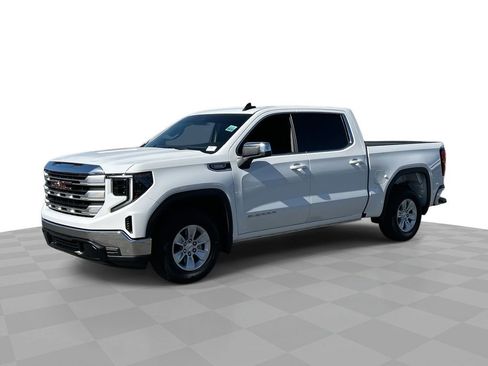 Used 2025 GMC Sierra 1500 SLE image 1