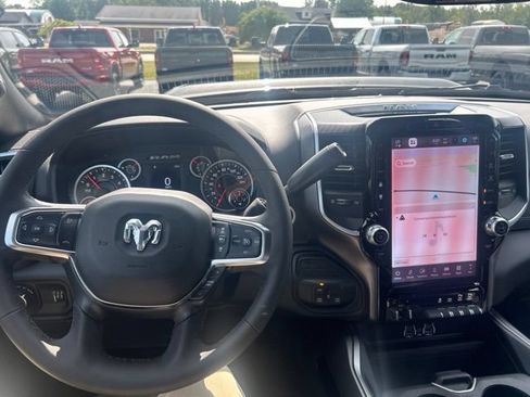 New 2026 RAM 2500 Big Horn AWD/4WD image 41