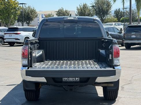 Used 2023 Toyota Tacoma TRD Off-Road AWD/4WD image 6