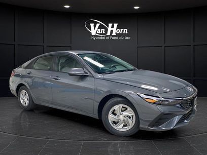 New 2026 Hyundai Elantra SE