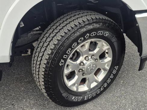 Used 2022 RAM 2500 Laramie AWD/4WD image 3