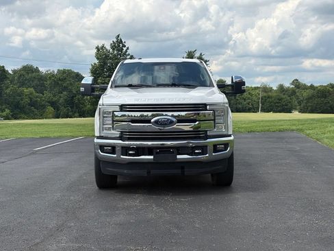 Used 2017 Ford F250 Lariat w/ Lariat Ultimate Package AWD/4WD image 8