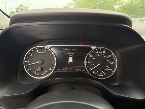 Used 2021 Nissan Rogue SV FWD image 15
