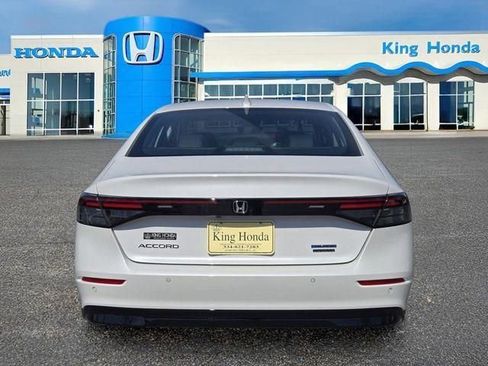 New 2026 Honda Accord Touring image 8