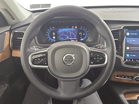 Used 2024 Volvo XC90 B6 Plus w/ Protection Package image 10
