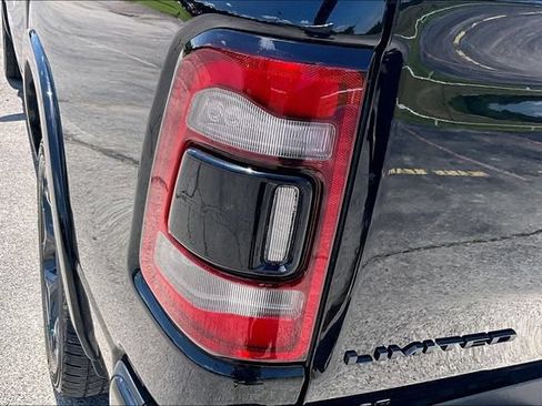 Used 2022 RAM 1500 Limited AWD/4WD image 24