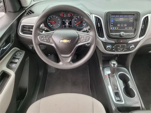 Used 2020 Chevrolet Equinox LS image 12