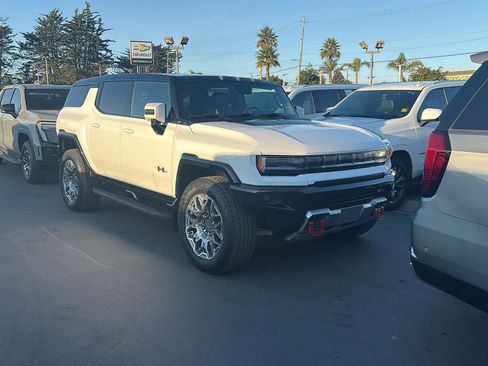 Used 2025 GMC Hummer EV 3X w/ LPO, Sport Package image 1