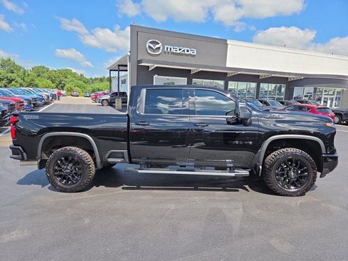 Used 2026 Chevrolet Silverado 2500 LTZ w/ Trail Boss Package AWD/4WD image 6