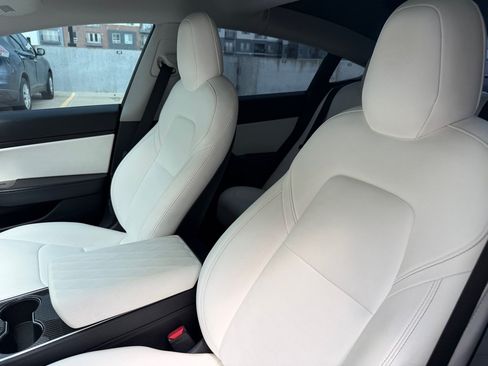 Used 2018 Tesla Model 3 AWD/4WD image 15