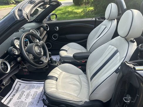 Used 2014 MINI Cooper Roadster S FWD image 13