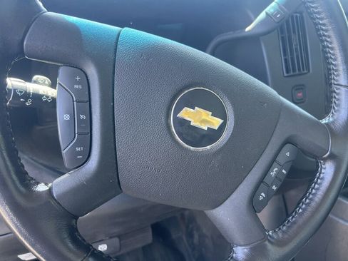 Used 2021 Chevrolet Express 3500 w/ Power Convenience Package RWD image 17