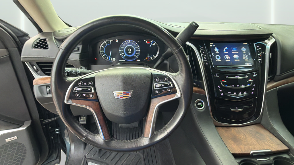 Used 2019 Cadillac Escalade Luxury RWD image 13