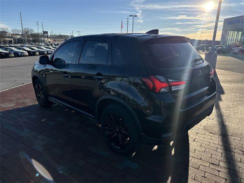 Used 2022 Mitsubishi Outlander Sport LE image 6