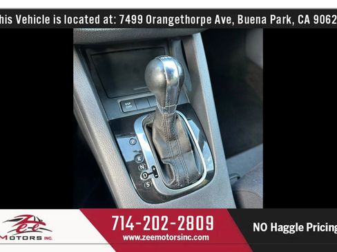 Used 2009 Volkswagen GTI 4-Door image 30