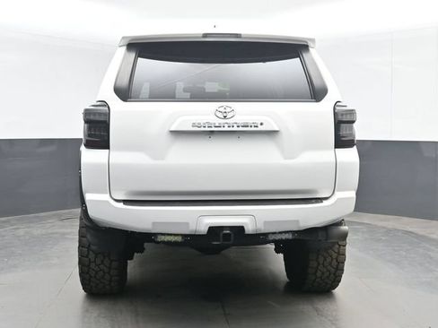 Used 2015 Toyota 4Runner SR5 Premium AWD/4WD image 9