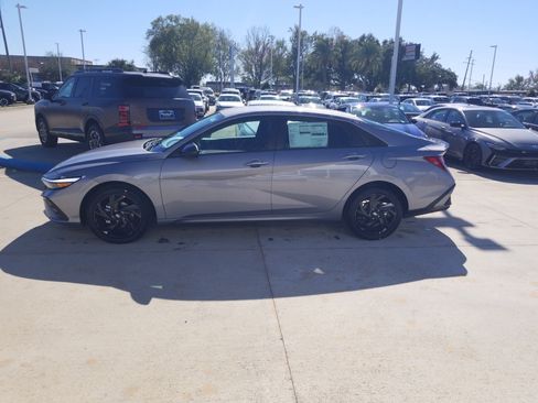 New 2026 Hyundai Elantra Sport image 4