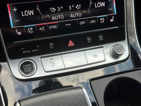 Used 2021 Audi Q7 3.0T Prestige w/ Prestige Package AWD/4WD image 66