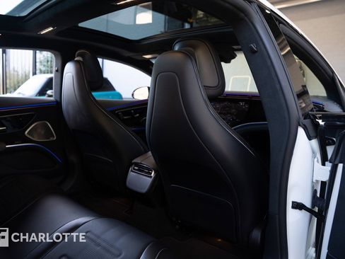 Used 2023 Mercedes-Benz EQS AMG 4MATIC image 28