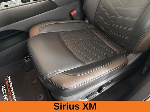 Used 2024 Nissan Pathfinder Platinum w/ Cargo Package AWD/4WD image 14