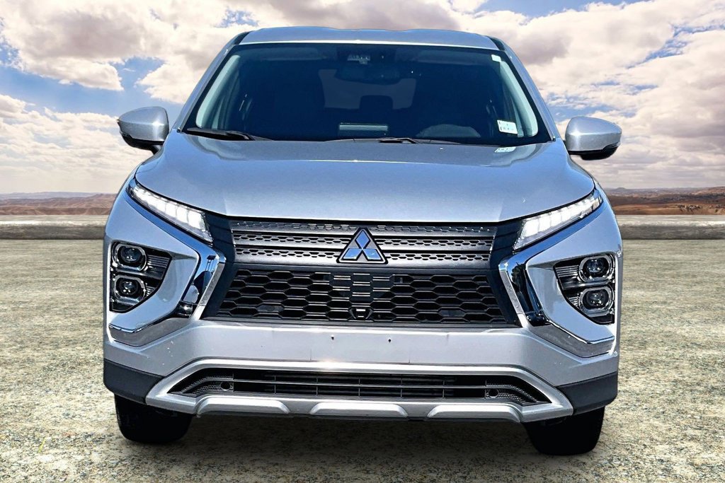 Used 2025 Mitsubishi Eclipse Cross SE AWD/4WD image 2